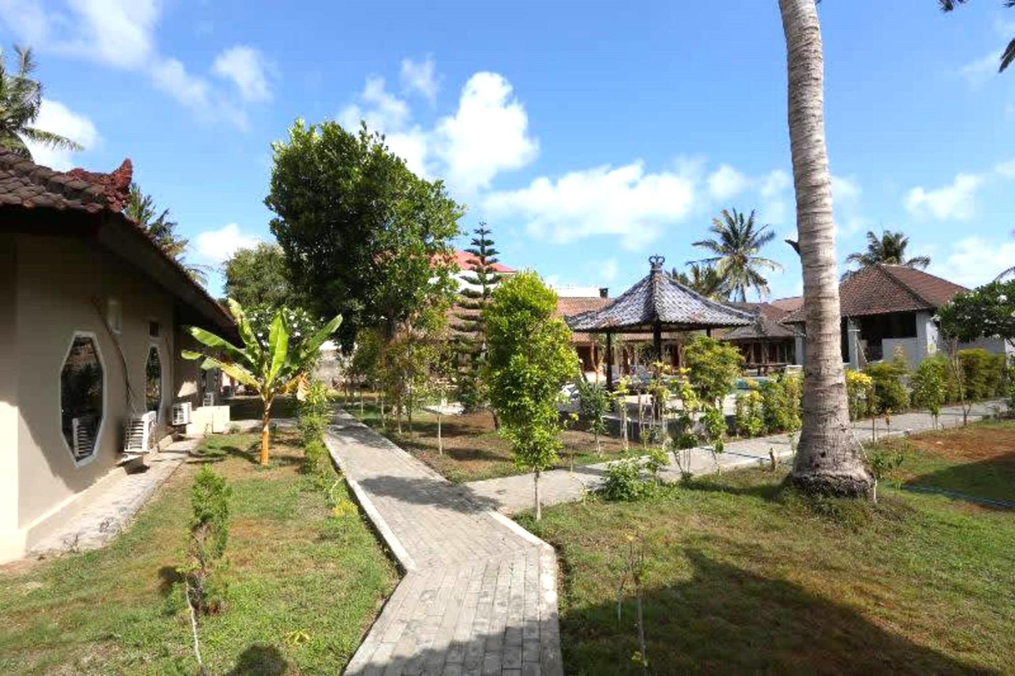 Gguesthouse Kuta  Dış mekan fotoğraf